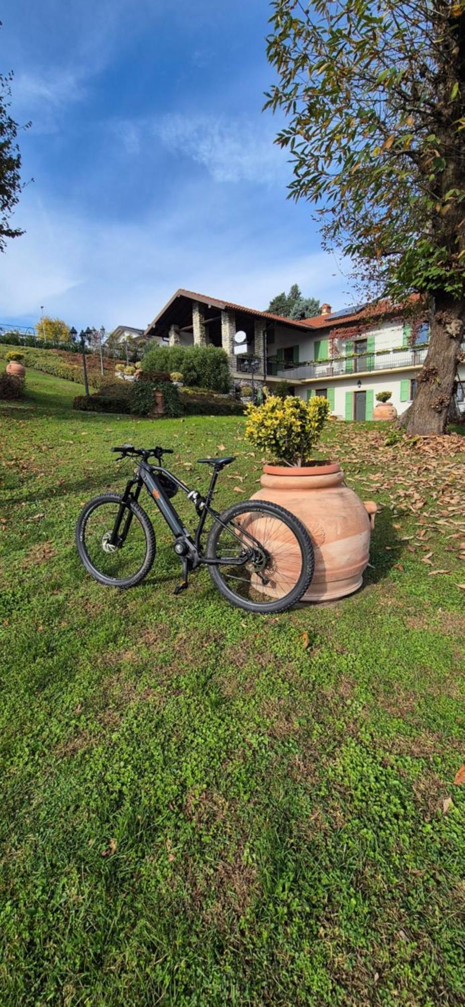 Casale Raffaello B&B Como Albese Con Cassano Bagian luar foto